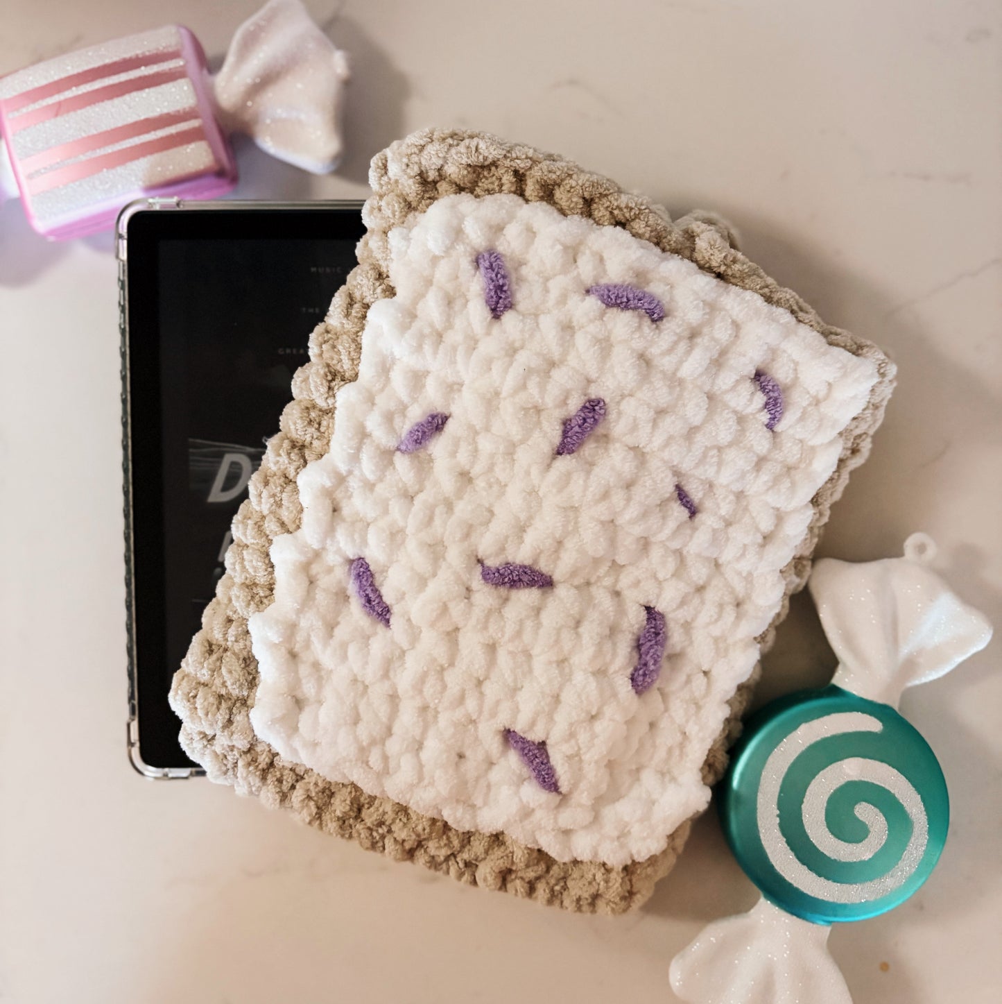 Crochet poptart kindle sleeve